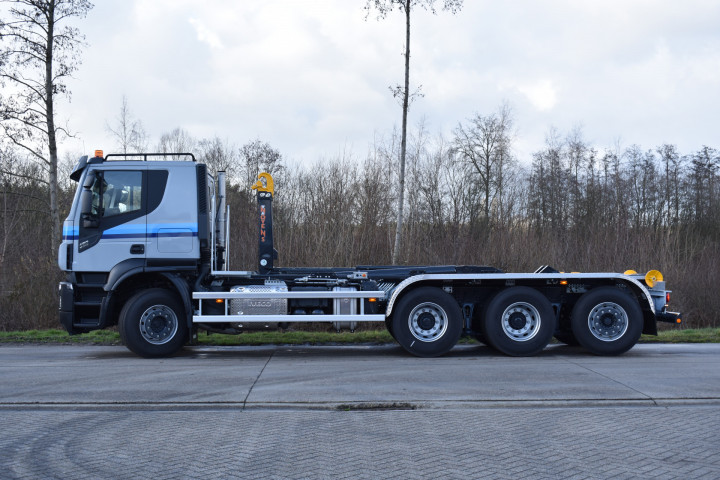 Containersysteem Haaksysteem Busi Group Iveco Tridem Gregoor Hegrola Westerlo (7)