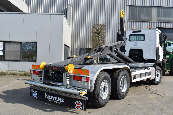 Containersysteem Haaksysteem Busi Group Renault Demo (1)