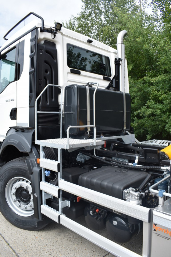 Containersysteem Man Stad Turnhout Container Afdekkleppen Hydraulisch (4)