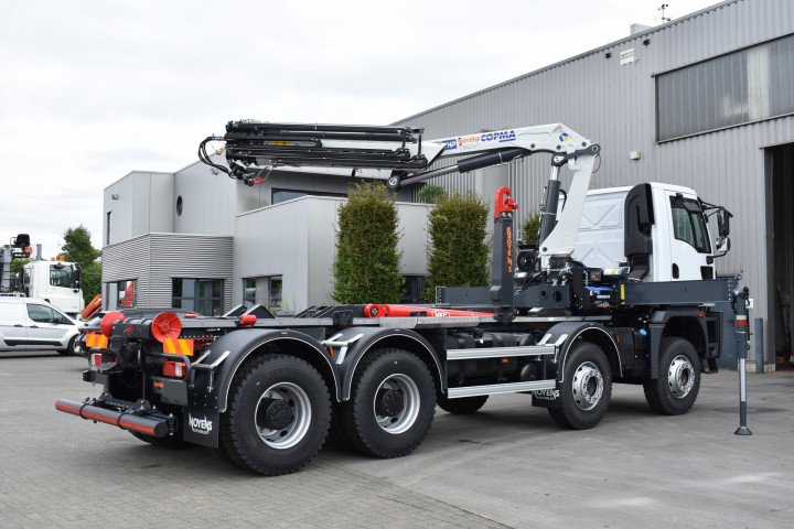 Copma Busi Group Kraan Containersysteem Ford Demo (3)