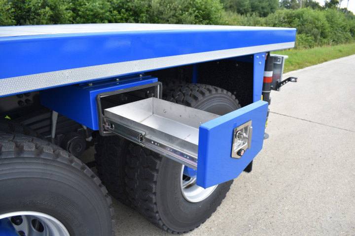 Copma Laadkraan 360 Scania De Ceuster Lommel Kraanwagen Gereedschapskoffers Op Maat (8)