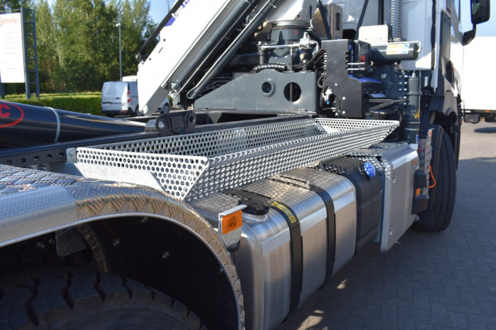Copma Laadkraan Busi Group Containerhaak Renault Gemeente Meerhout (13)