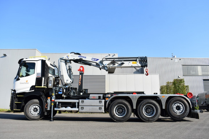 Copma Laadkraan Busi Group Containerhaak Renault Gemeente Meerhout (7)
