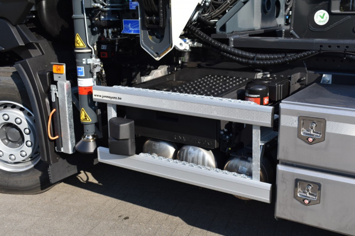Copma Laadkraan Busi Group Containerhaak Renault Gemeente Meerhout (9)