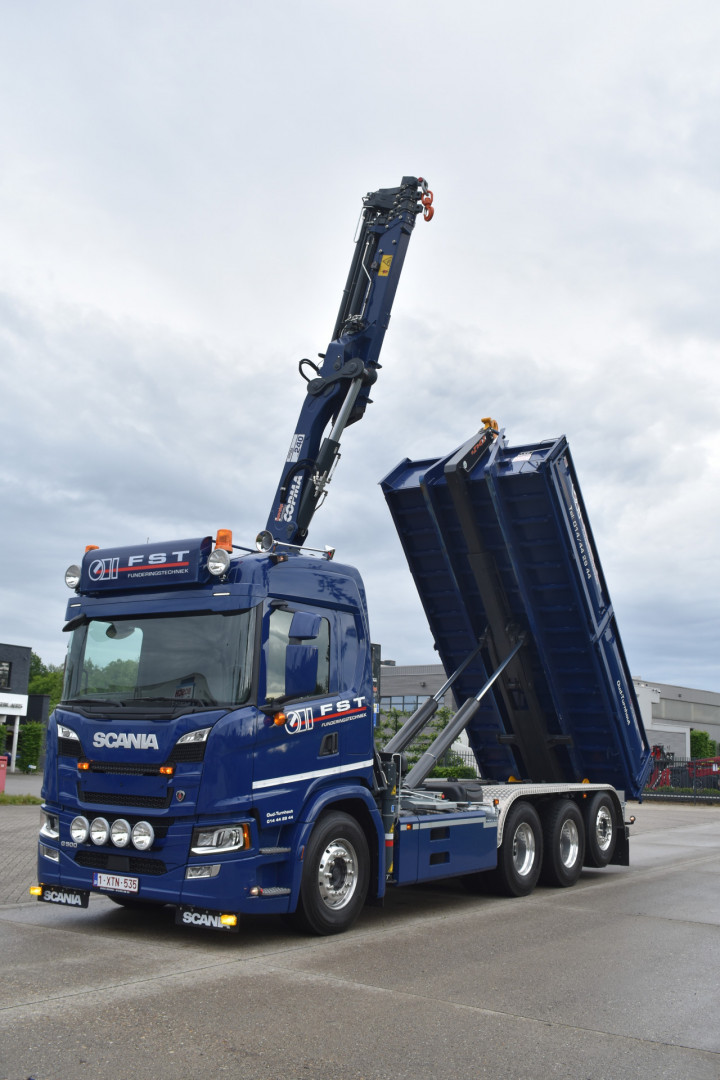 Copma Laadkraan Busi Group Containersysteem Fst Funderingstechnieken Scania Oud Turnhout (11)