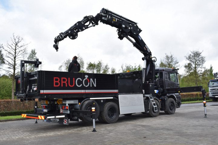 Copma Laadkraan Busi Group Containersysteem Kraanwerken Brucon Man (10)