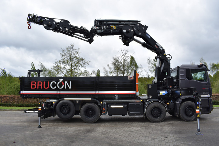 Copma Laadkraan Busi Group Containersysteem Kraanwerken Brucon Man (3)