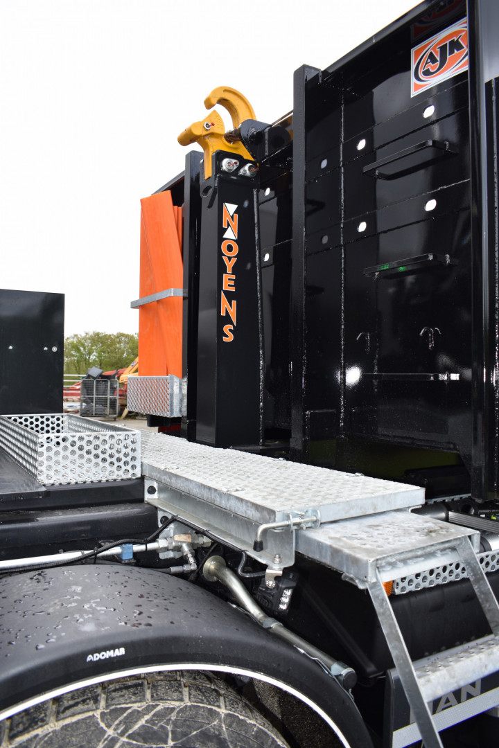 Copma Laadkraan Busi Group Containersysteem Kraanwerken Brucon Man (8)