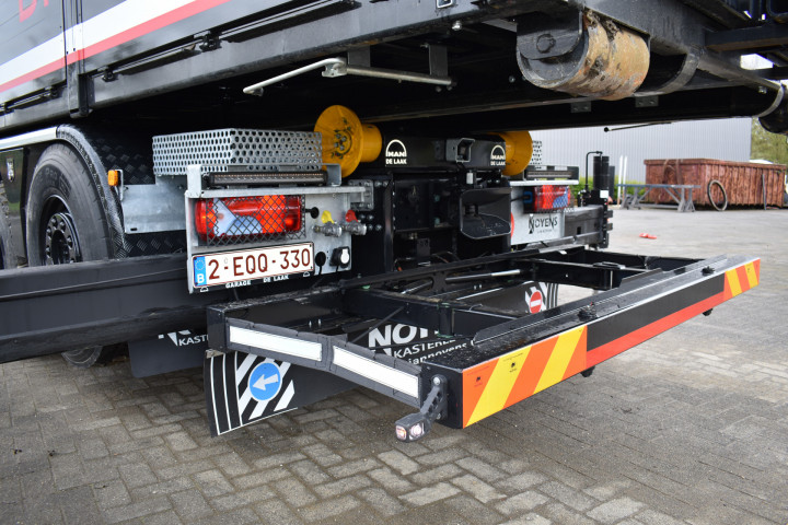 Copma Laadkraan Busi Group Containersysteem Kraanwerken Brucon Man (9)