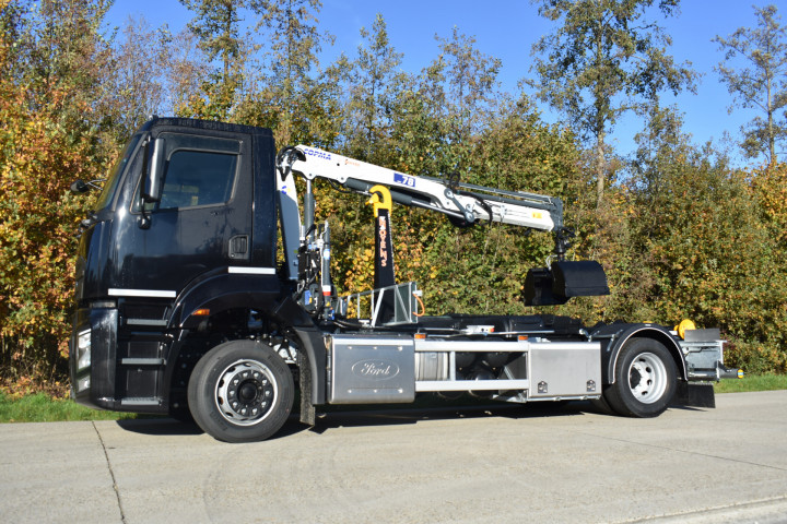 Copma Laadkraan Containerhaak Ford Trucks Telcom Hulshout (1)