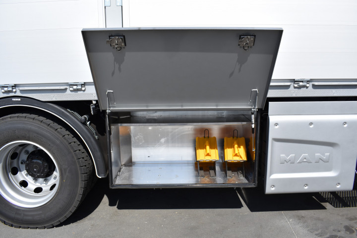 Copma Laadkraan Man Vrachtwagen Retie Schrijnwerkerij Smets (6)