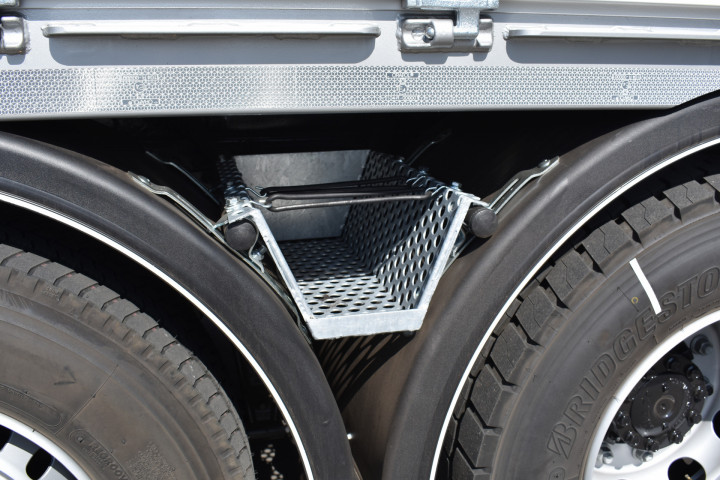 Copma Laadkraan Man Vrachtwagen Retie Schrijnwerkerij Smets (7)