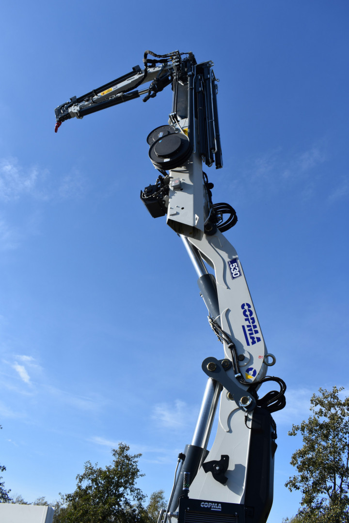 Dakdekkerskranen Dakwerkerskranen Laadkraan Copma Dakwerken Verelst Renault (8)