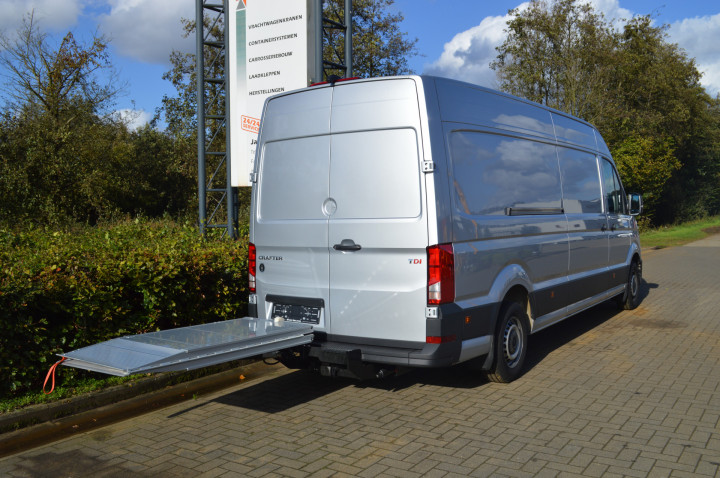 Dhollandia Laadbrug Volkswagen Crafter (12)
