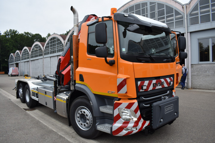 Ferrari Laadkraan Gemeente Westerlo Containersysteem Busi Group Haaksysteem Daf Vrachtwagen (2)