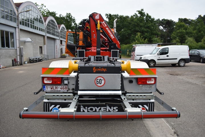 Ferrari Laadkraan Gemeente Westerlo Containersysteem Busi Group Haaksysteem Daf Vrachtwagen (3)