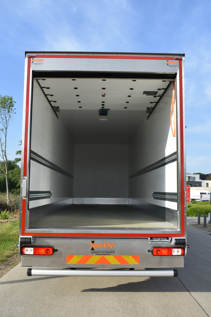 Geisoleerde Laadkast Renault Beerse (4)