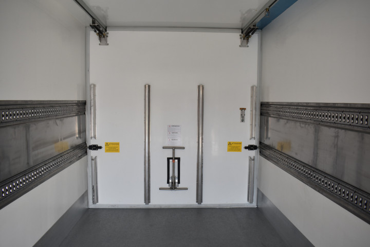 Geisoleerde Oplegger Koeloplegger Geisoleerd Transport Lodewijckx Veerle Laakdal (1)