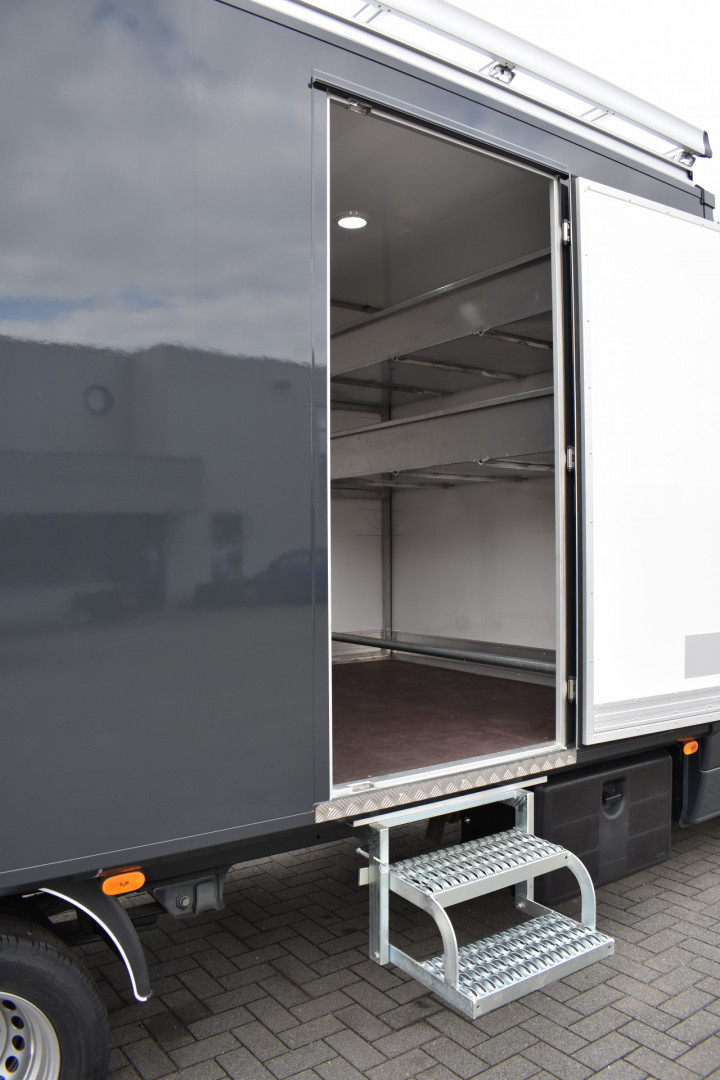 Gesloten Laadkast Dakdrager Laadbrug Dhollandia Mercedes Sprinter Dakwerken Aarschot (2)