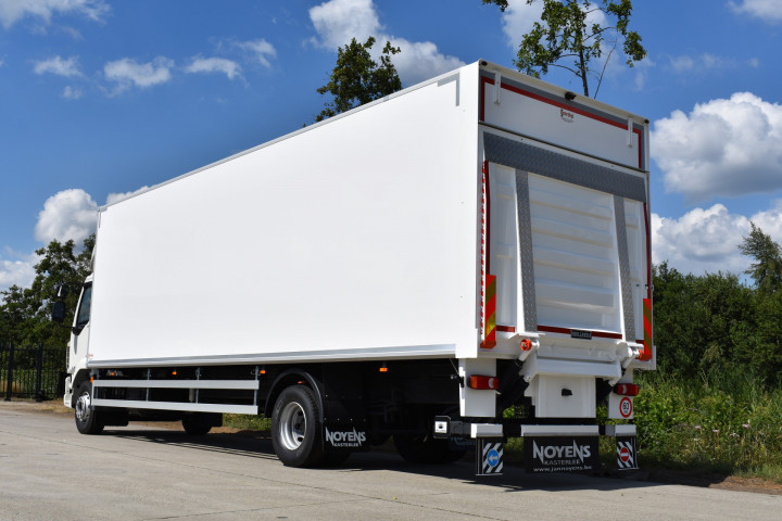 Gesloten Laadkast Laadbrug Daf Hulshout (2)