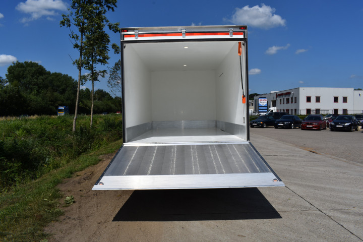 Gesloten Laadkast Laadbrug Dhollandia Daf Herentals (10)