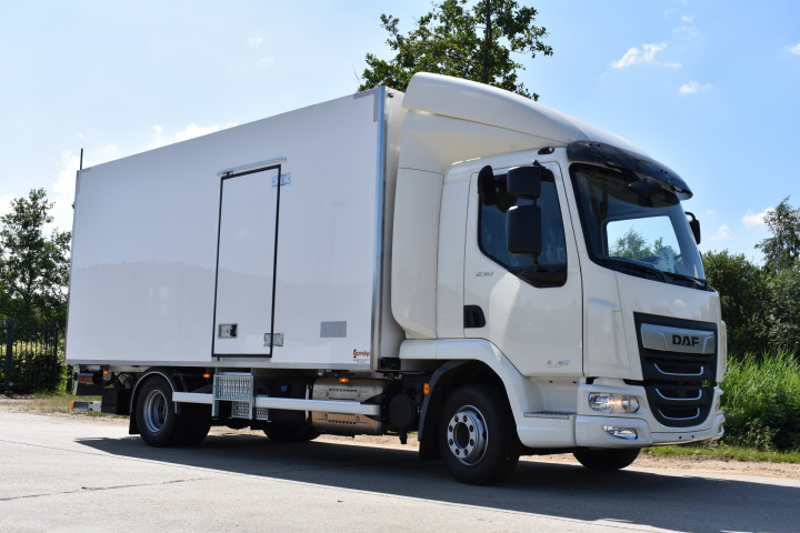 Gesloten Laadkast Laadbrug Dhollandia Daf Herentals (23)