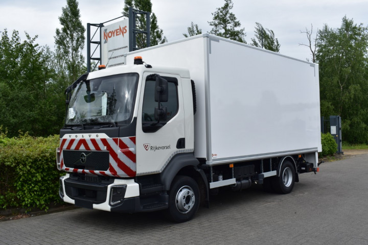 Gesloten Laadkast Laadbrug Dhollandia Volvo Gemeente Rijkevorsel (4) 2