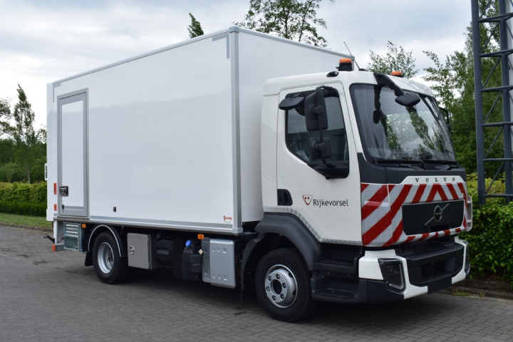 Gesloten Laadkast Laadbrug Dhollandia Volvo Gemeente Rijkevorsel (5) 2