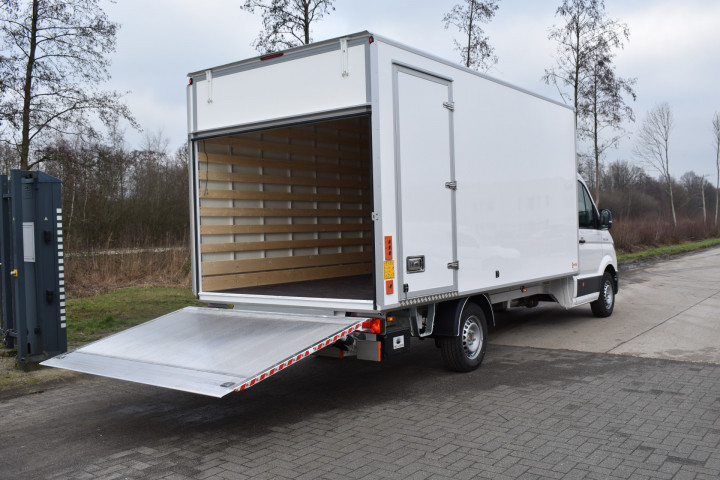 Gesloten Laadkast Laadbrug Doorsteek Cabine Man Tge Sint Lenaarts (7)