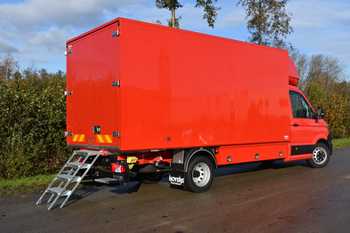 Gesloten Laadkast Topbox Backx Droogzuigingen Man Tge Gereedschapskoffers (6)