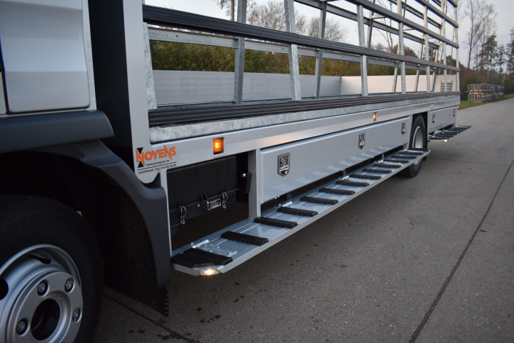 Glasdrager Open Laadbak Zijborden Glasrek Beerse Aluminium Werken Beerse (9)