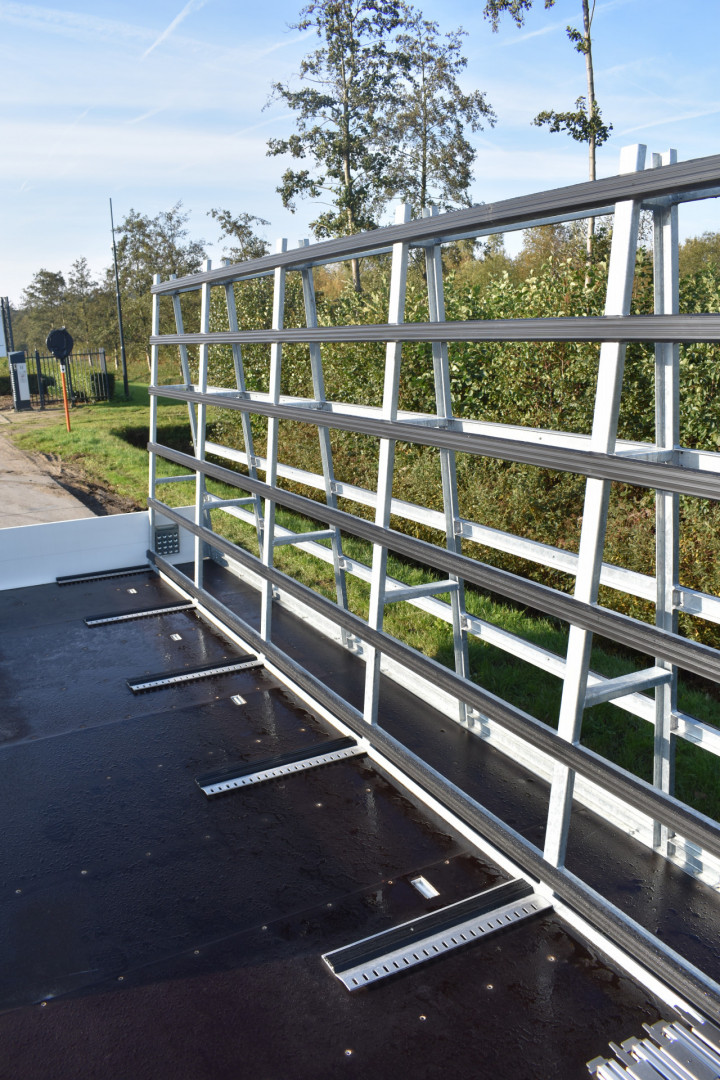 Glasrek Glasdrager Ramenrek Css Man Ninove (20)