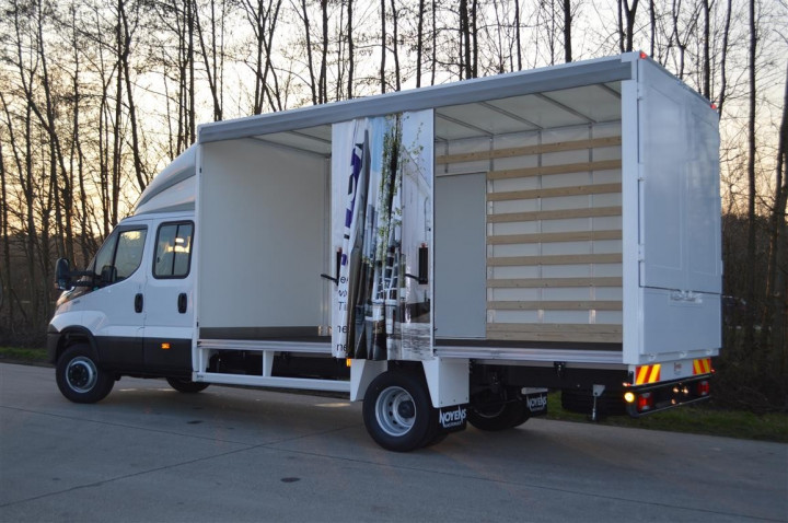 Huifopbouw Schuifzeilopbouw Iveco Daily (1)