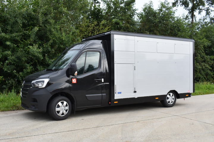 Irma Camionette Renault Veetransport Van Oers (2) 2