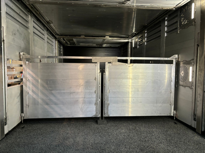 Irma Laadbak Leven Vee Transport Volvo Beyls (1)