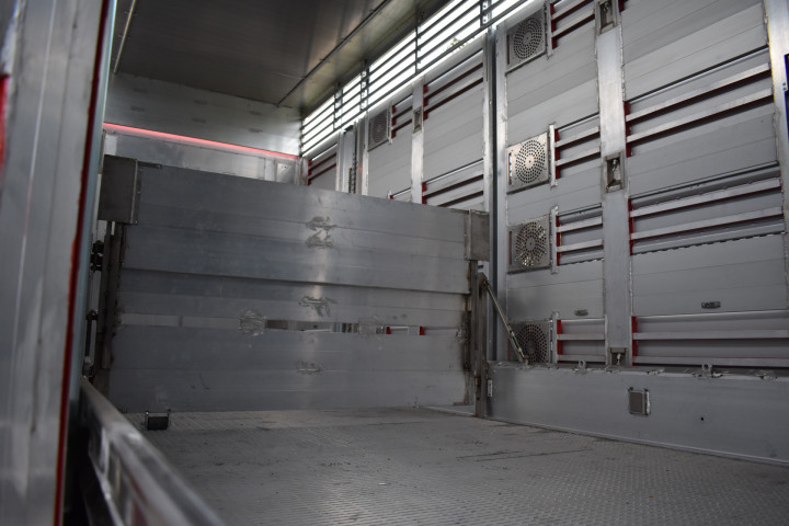 Irma Scania Vervoer Kalveren Baijens Noyens Kasterlee (12)