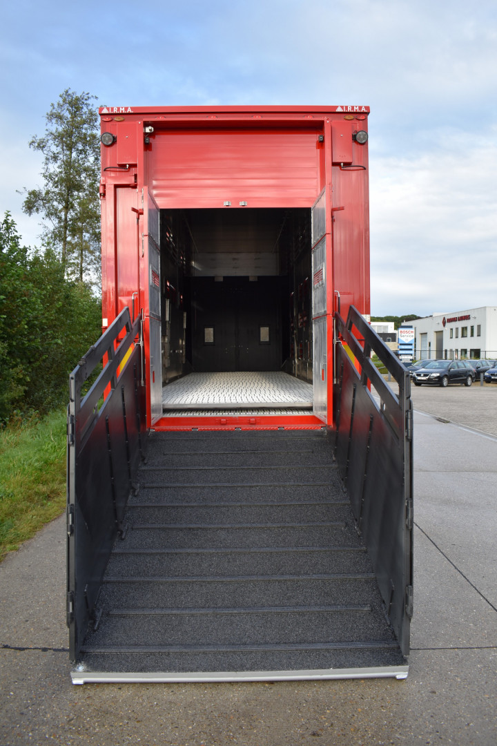 Irma Scania Vervoer Kalveren Baijens Noyens Kasterlee (15)