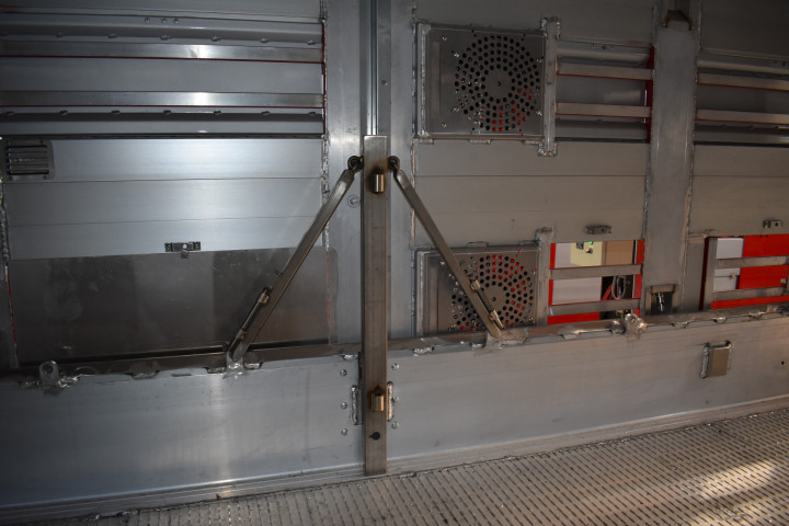 Irma Scania Vervoer Kalveren Baijens Noyens Kasterlee (16)