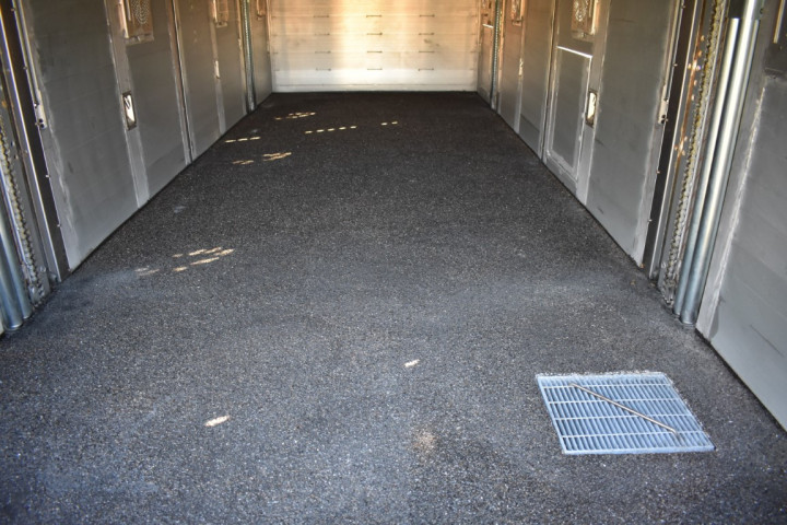 Irma Veetransport Livestock Express Vee Express Carrosseriebouw Levende Dieren (17) (middel)