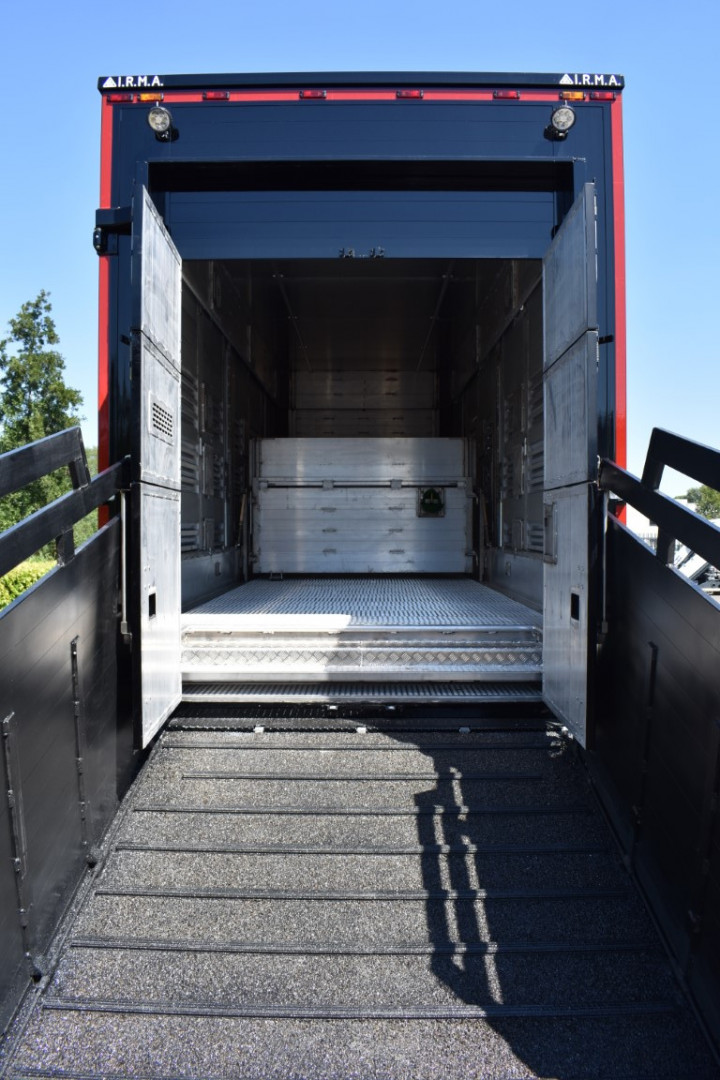 Irma Veetransport Livestock Express Vee Express Carrosseriebouw Levende Dieren (6) (middel)