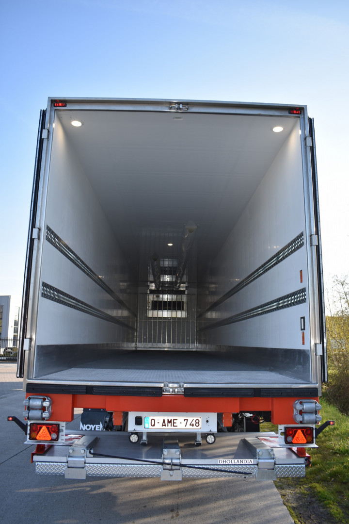 Koeloplegger Unitrans Groenten Fruit Transport Geisoleerde Opbouw Carrier Euro Gijbels Geel (15)