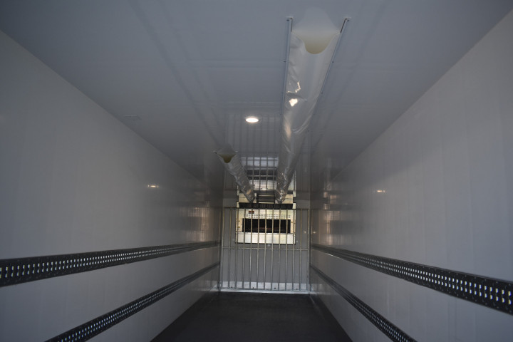 Koeloplegger Unitrans Groenten Fruit Transport Geisoleerde Opbouw Carrier Euro Gijbels Geel (3)