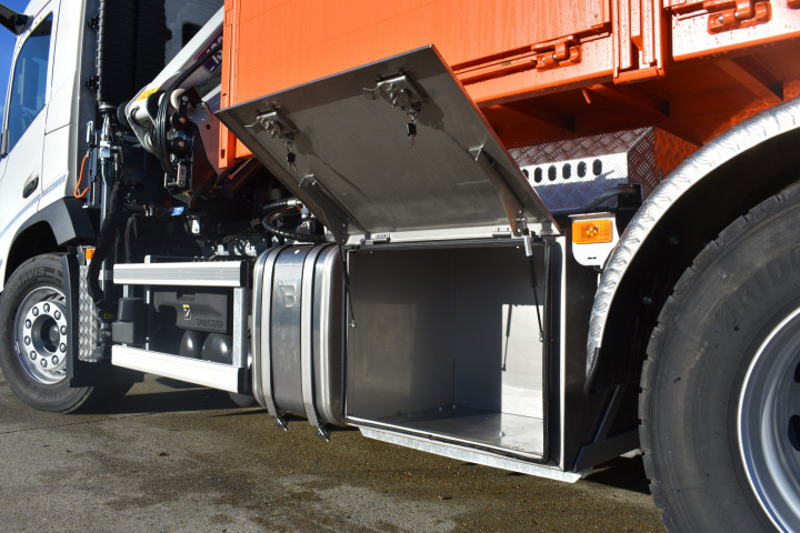 Kraan Containerhaak Stad Aarschot Openbare Aanbesteding Opbouw Vrachtwagen Volvo (10)