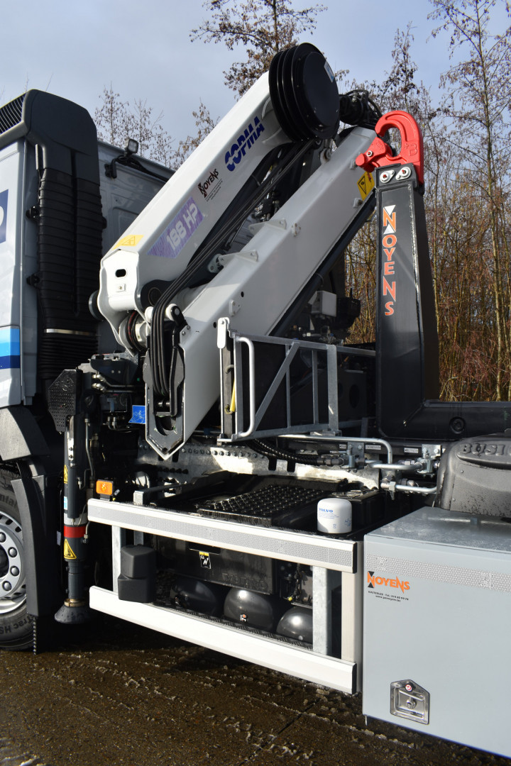 Kraan Copma Containerhaak Noyens Volvo Hegrola Westerlo(5)