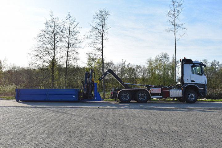 Kraan Op Container Alvilbo Wuustwezel Mercedes (4)