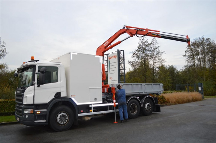 Laadkraan Autolaadkraan Ferrari Scania (1)