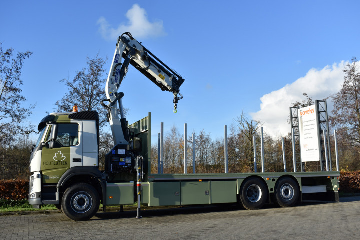 Laadkraan Copma Autolaadkraan Open Laadplateau Houttransport Volvo Morkhoven Luyten (14)