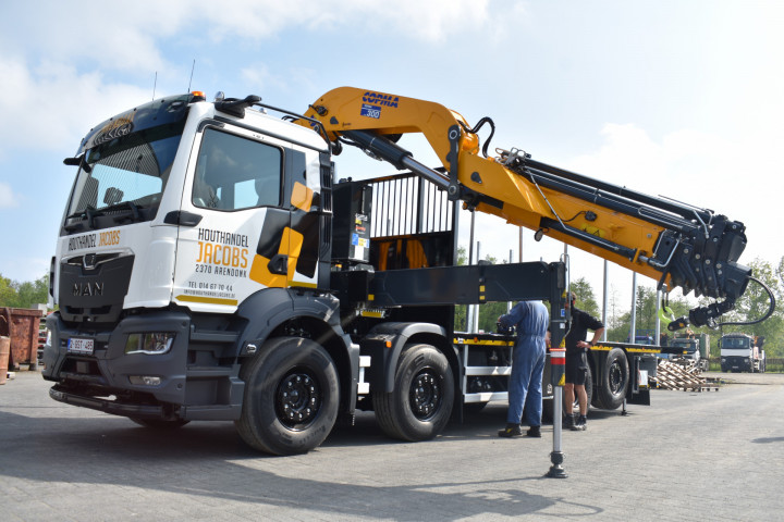 Laadkraan Houttransport Man Arendonk Uitschuifbare Laadbak (16)