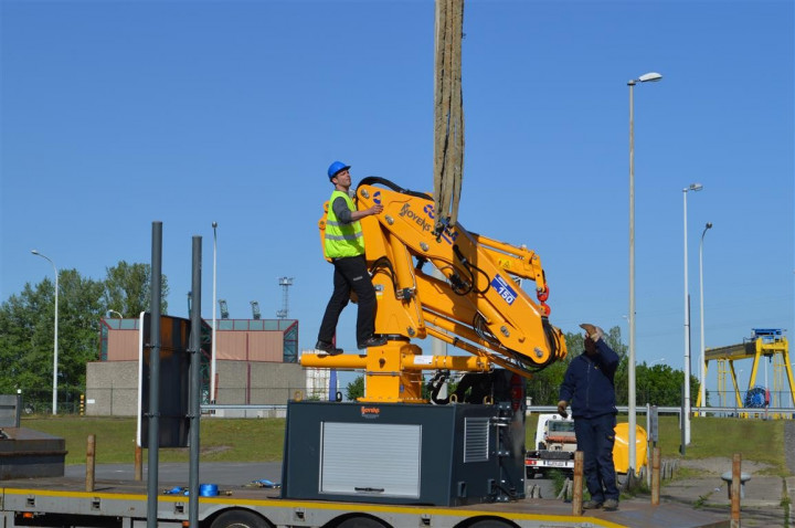Marinekraan Copma Haven Antwerpen