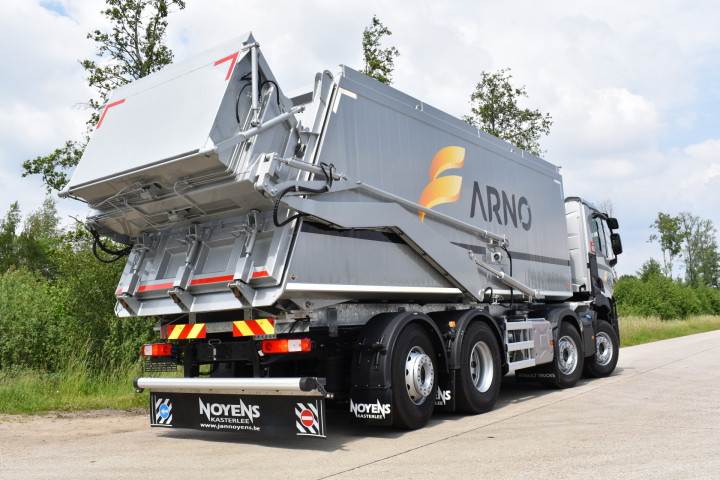 Opbouw Slachtafval Arno Progra Renault Hulshout (7)